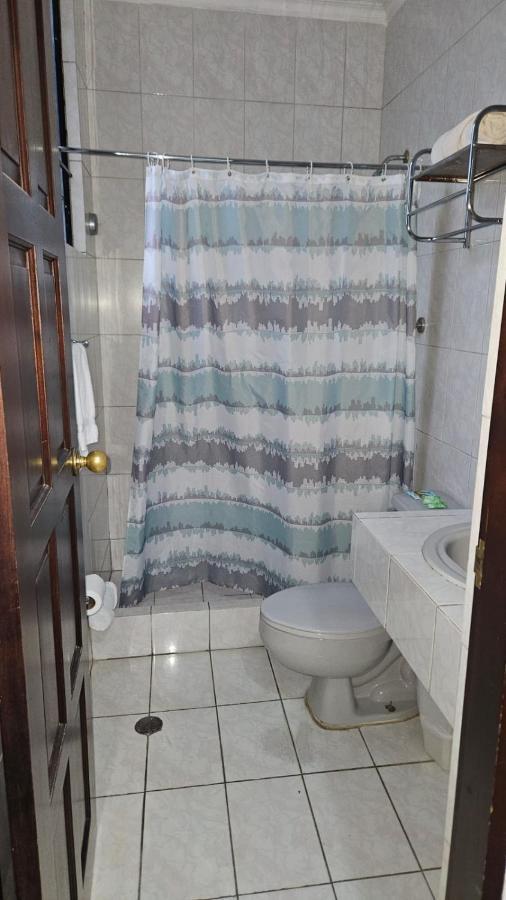 Hotel Valladolid Heredia Ngoại thất bức ảnh